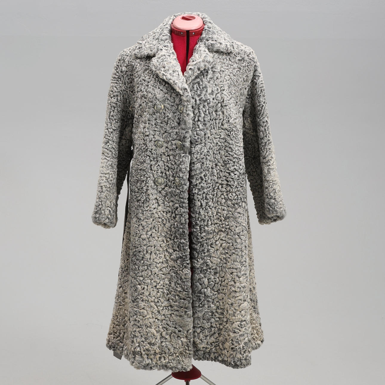 FÅRSKINNSPÄLS. Kappa, strl S-M.