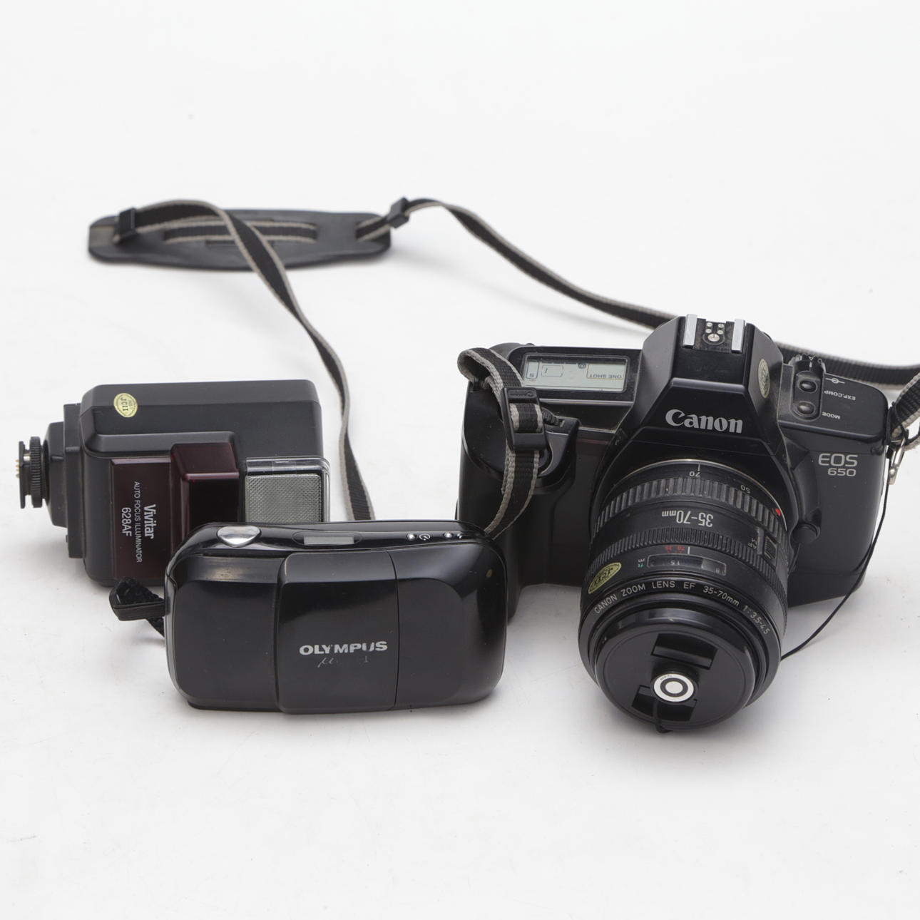 KAMERAS 2 Stück, Canon, Eos 650 und Olympos.