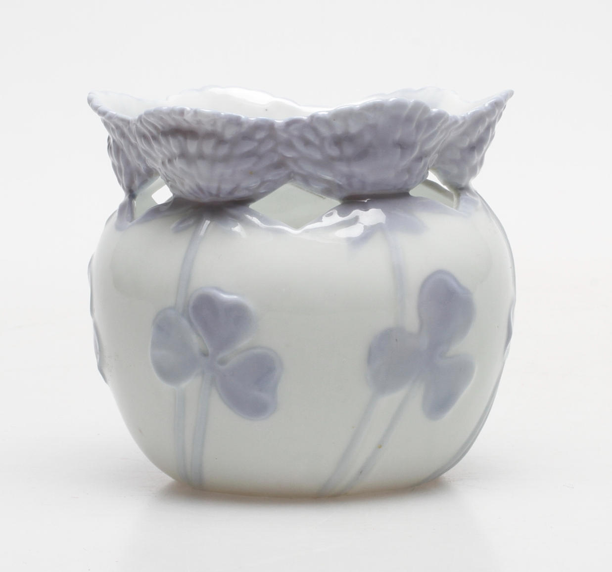 SKÅL, porslin, jugend. Sannolikt Tyskland. 1900-talets början.