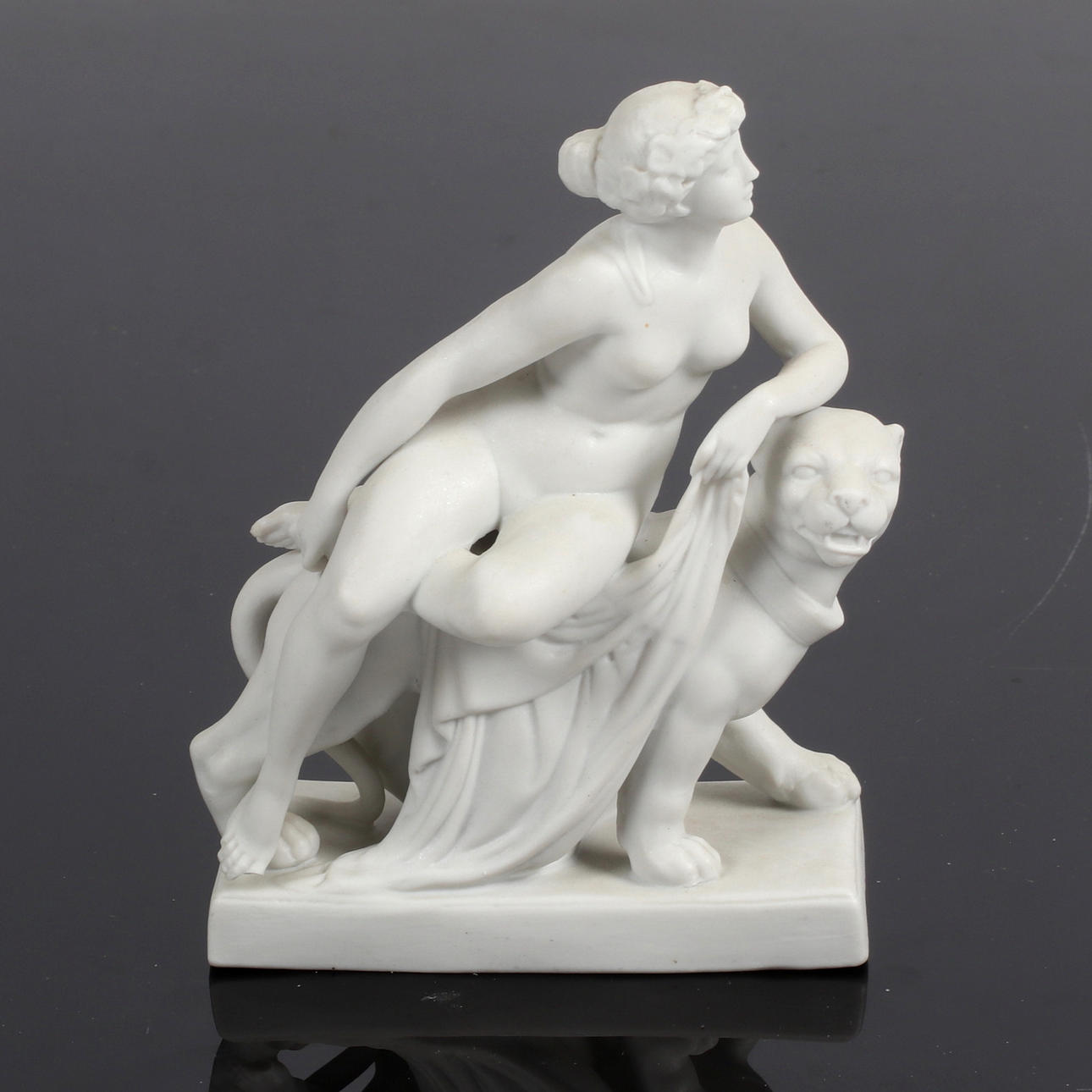 FIGURIN, parian, 1900-tal.