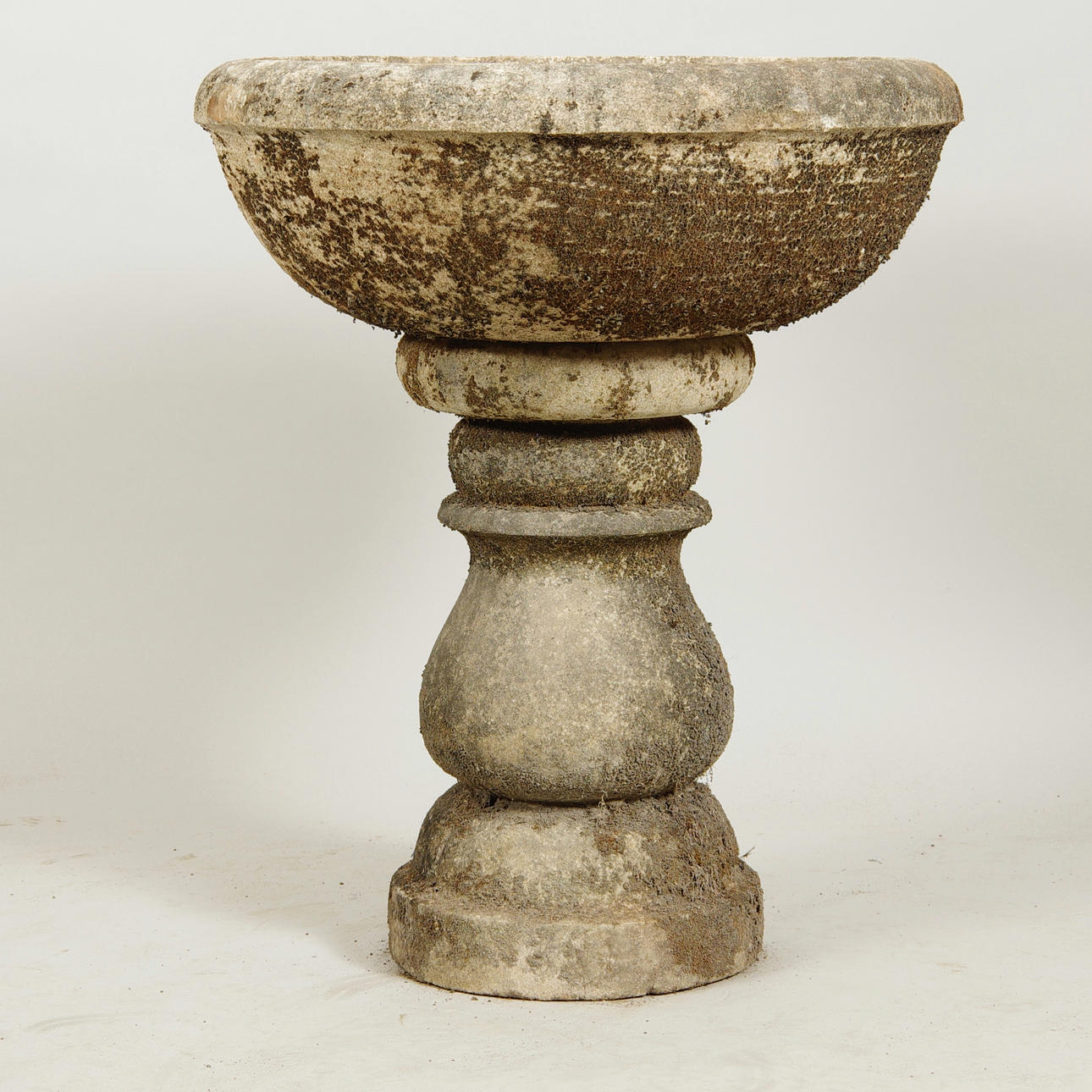 FÅGELBAD, sandsten, 2-delat.