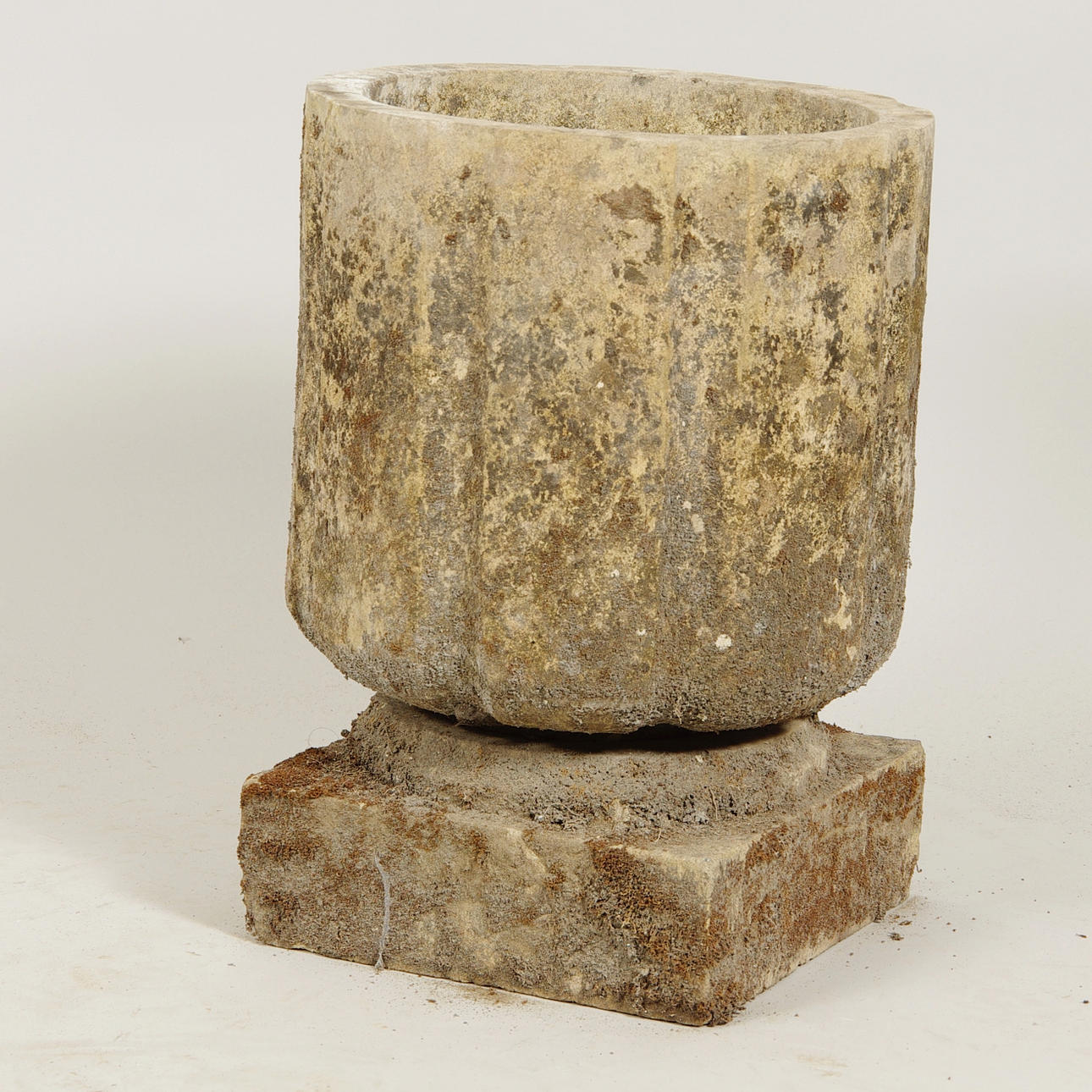 TRÄDGÅRDSKRUKA, sandsten.