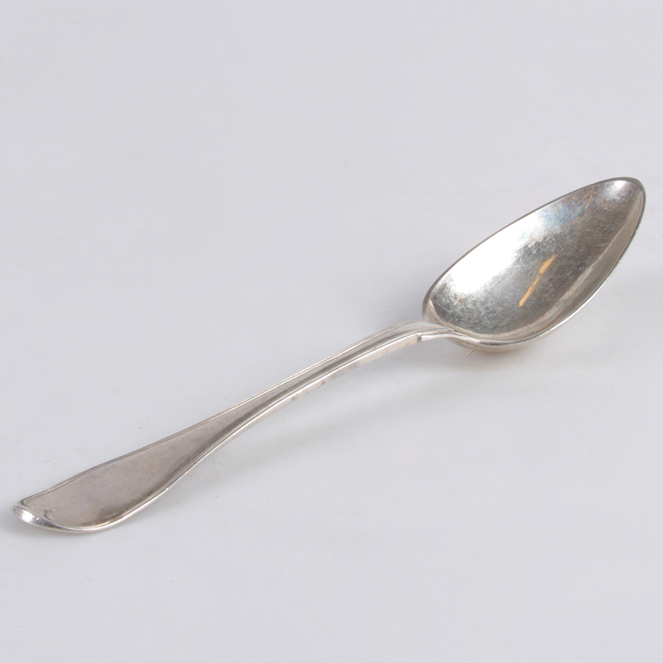 SKED, silver, "Svensk dubbelrefflad", Arvid Floberg, 1802 vikt ca 69 gram.