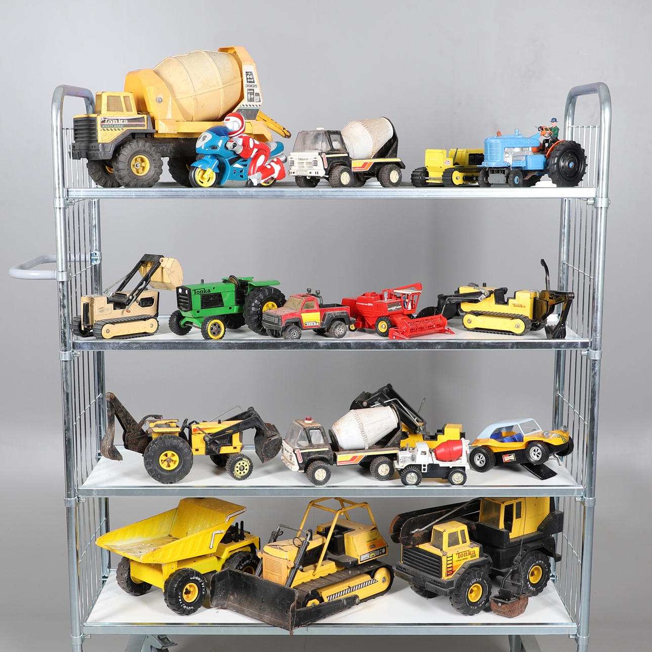 TONKA LEKSAKER & ANDRA OBOXADE LEKSAKER.