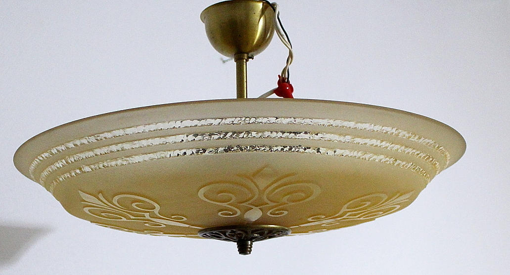 LAMPA, tak, glas metall.