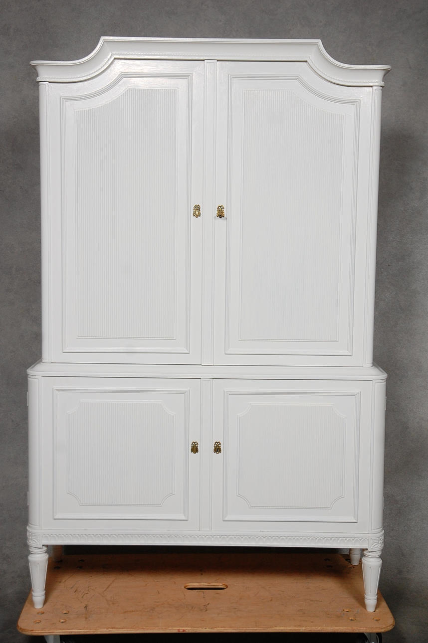 SKÅP, gustaviansk stil, 1900-tal.