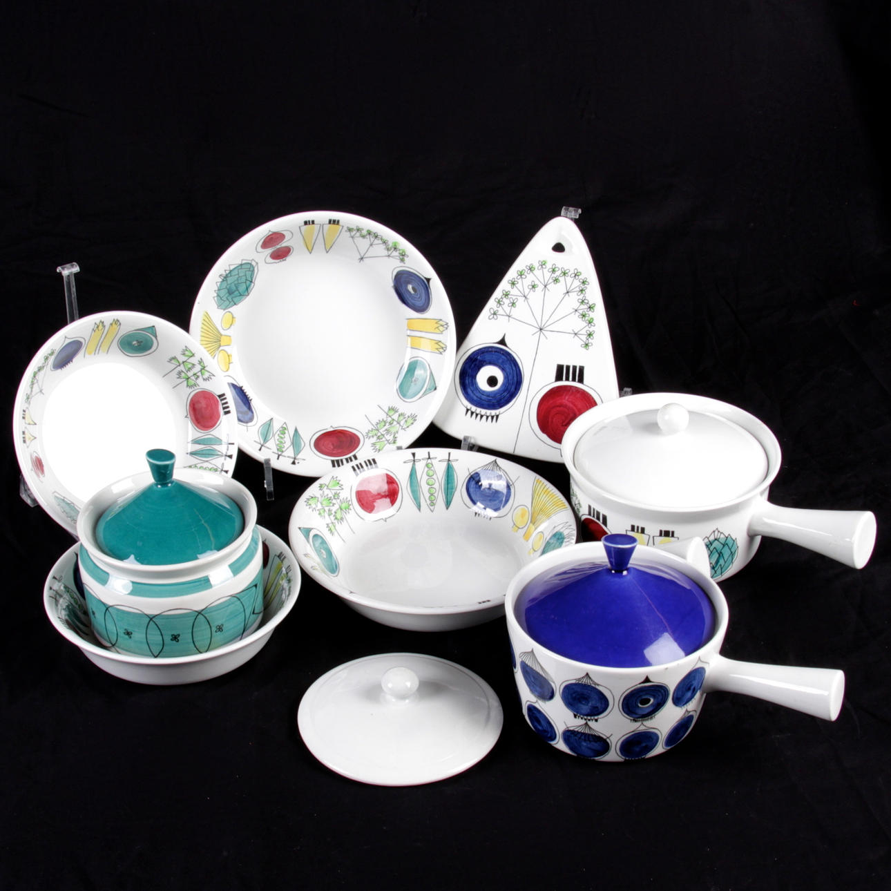 SERVISDELAR, 8 delar, porslin, "Picknick", Marianne Westman, Rörstrand.