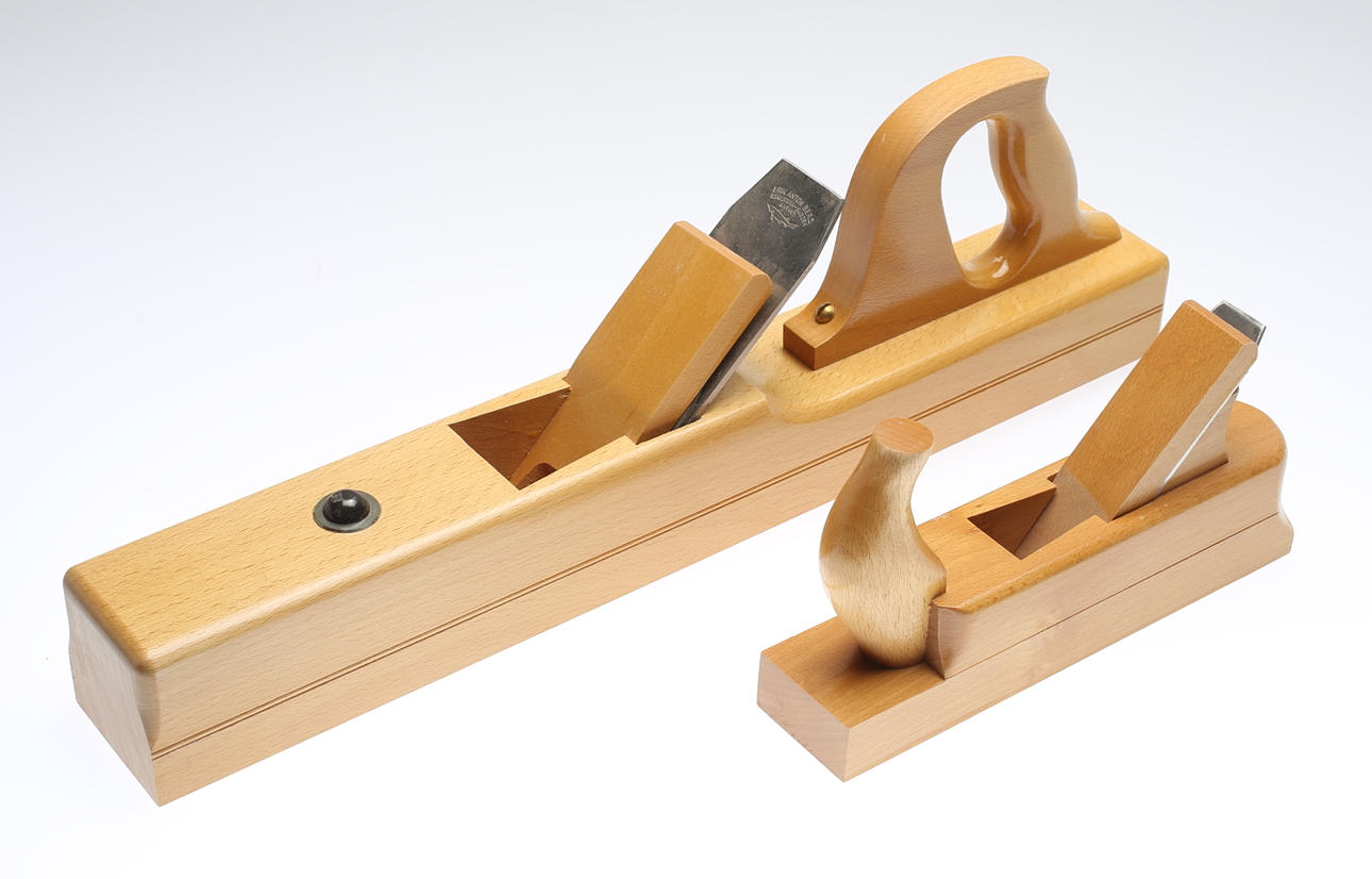 HYVLAR, 2 st, putshyvel samt rubank.