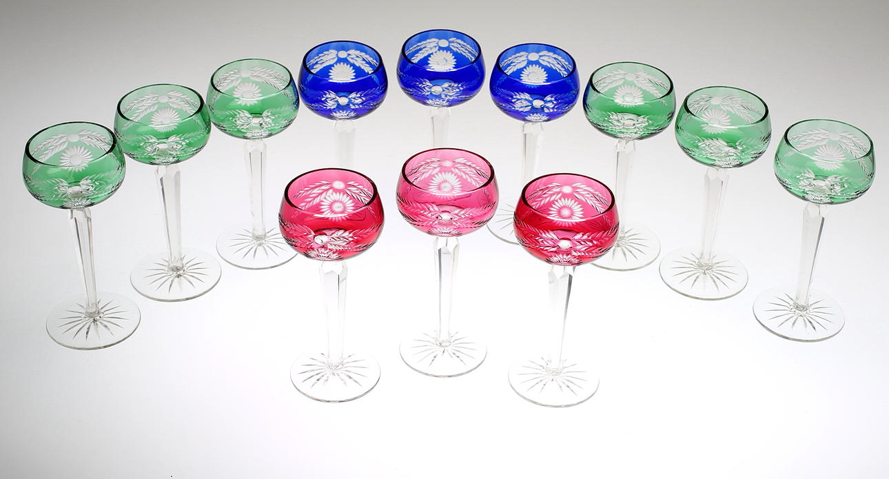 VINGLAS, 12 st, sk remmare, 1900-talets första del.