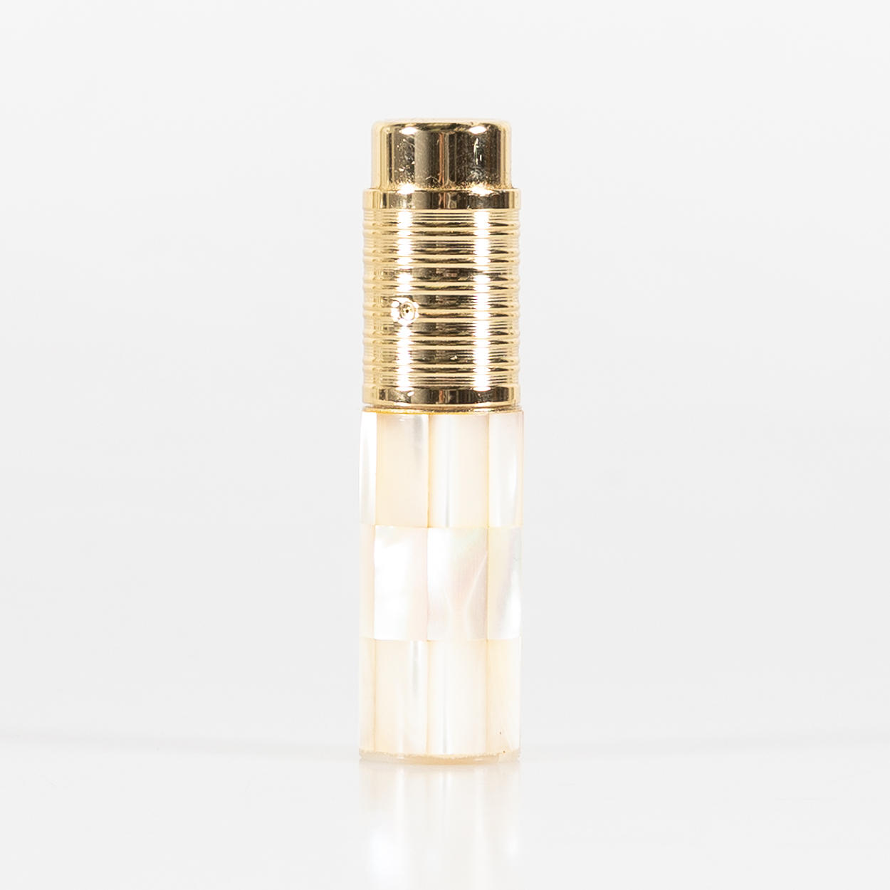 PARFYMFLASKA, pärlemor, omkring 1960-tal.