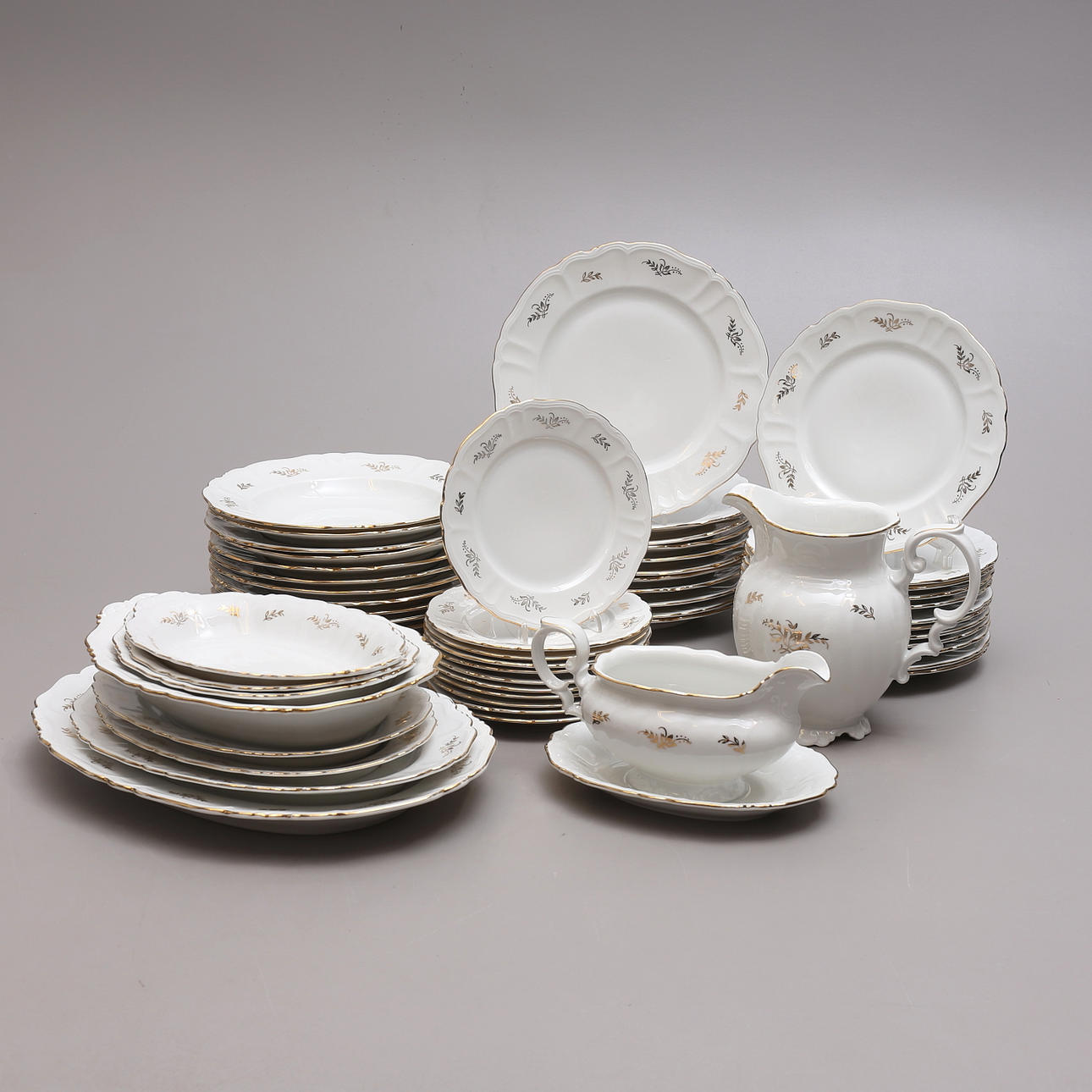 MATSERVIS, 56 delar, gulddekor, Rörstrand.