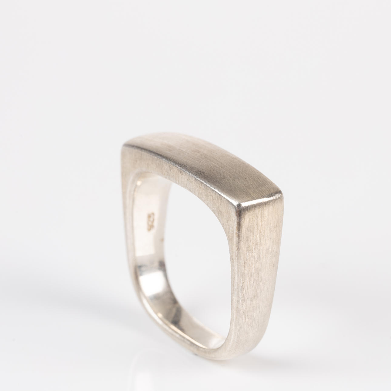 SORMUS, Sterlinghopea, Espirite.