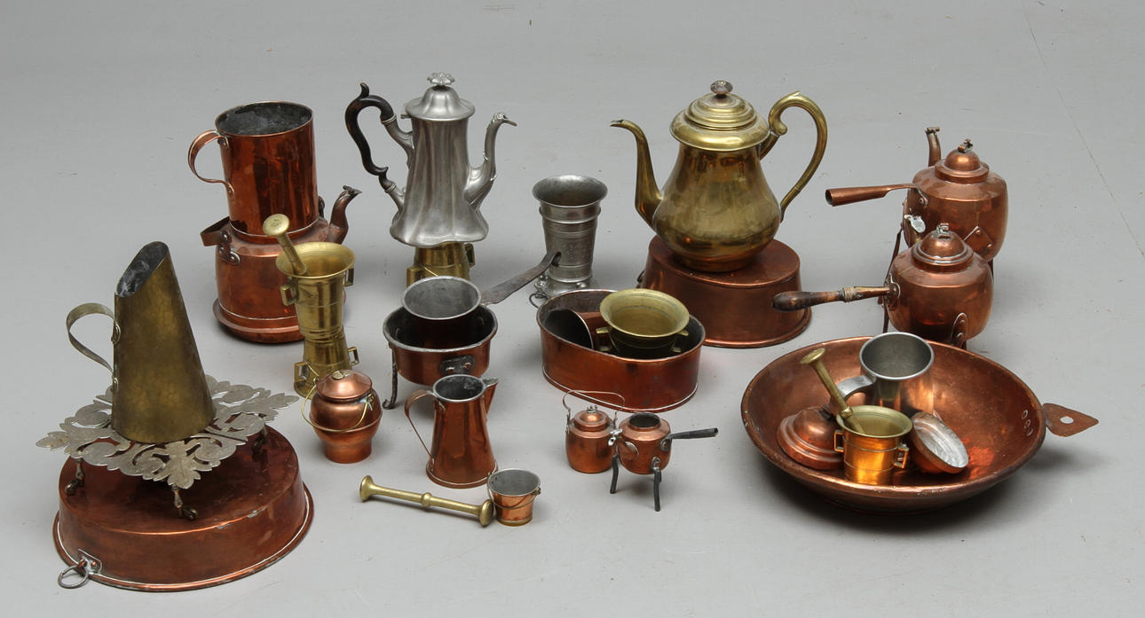 PARTI METALL, koppar, mässing samt tenn med mera. 1800/1900-tal.