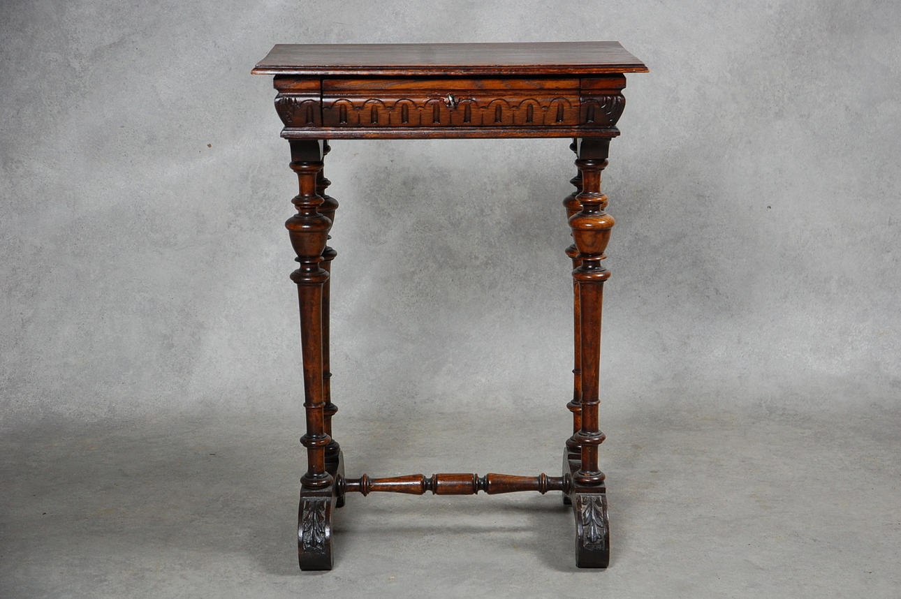 BORD, nyrenässans, 1800-talets senare del.