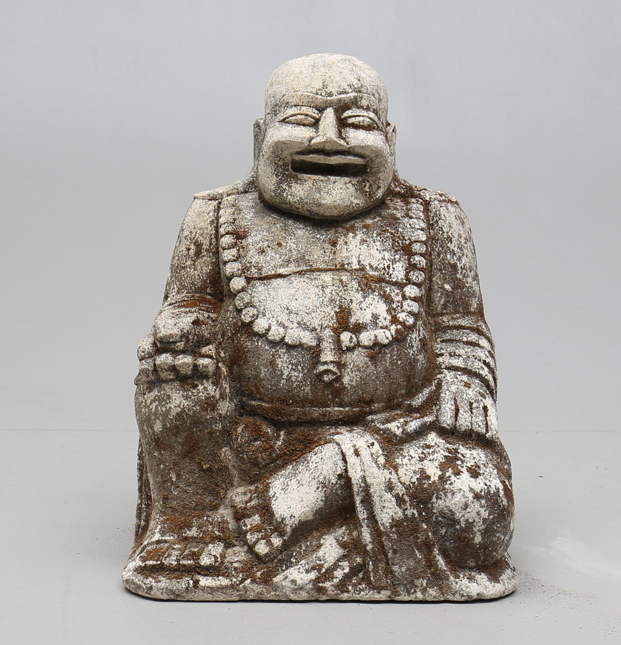 TRÄDGÅRSDSSKULPTUR, Buddha, stenmassa, 1900-talets senare del.