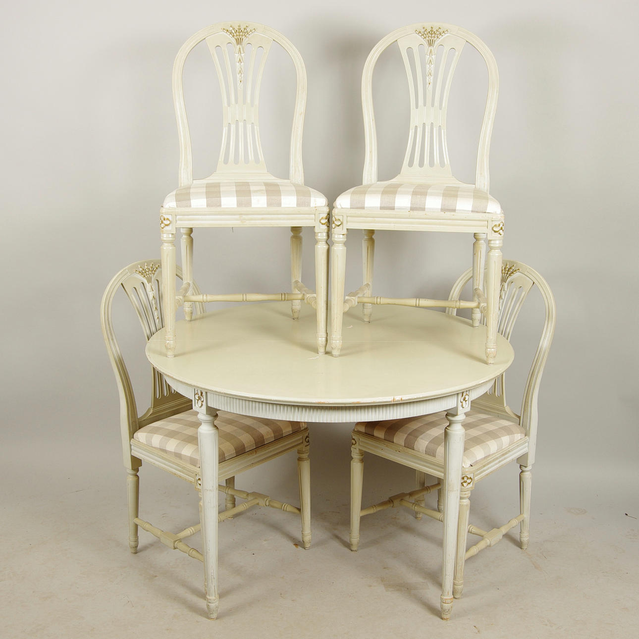 MATSALSGRUPP, gråmålad, gustaviansk stil, 1900-tal.