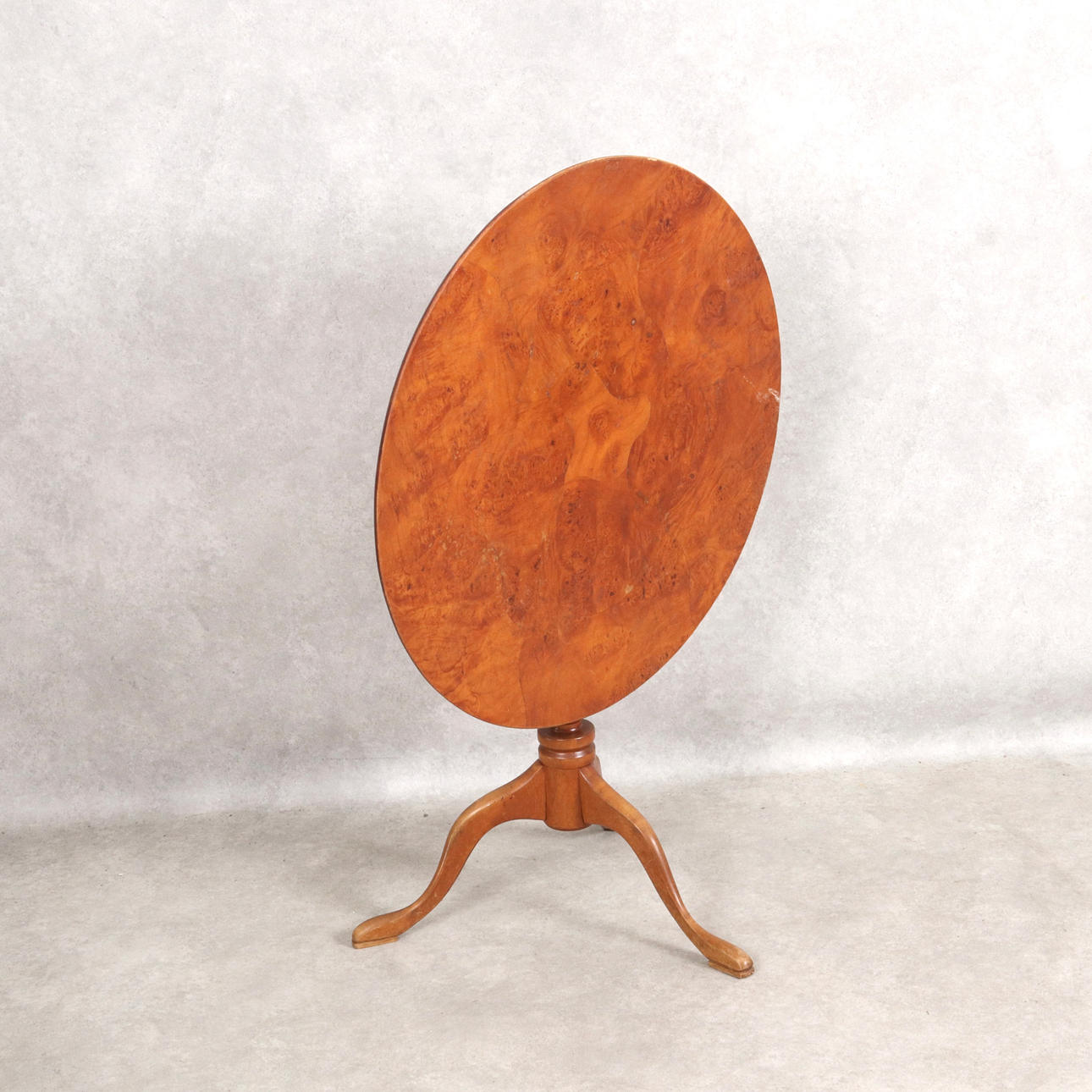 FOLDING TABLE, 19th century.