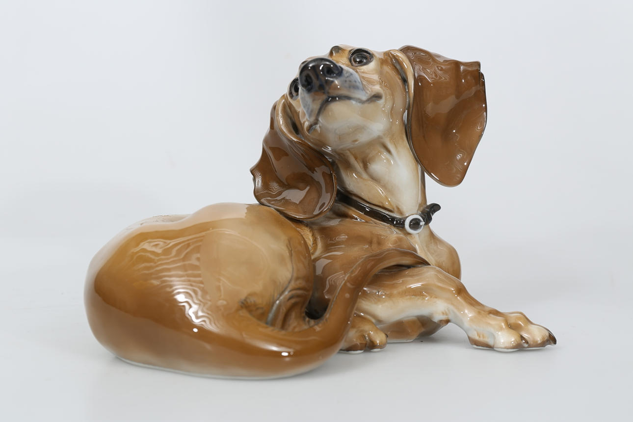 FIGURIN, porslin, Tax, signerad Th Kärner, Rosenthal.