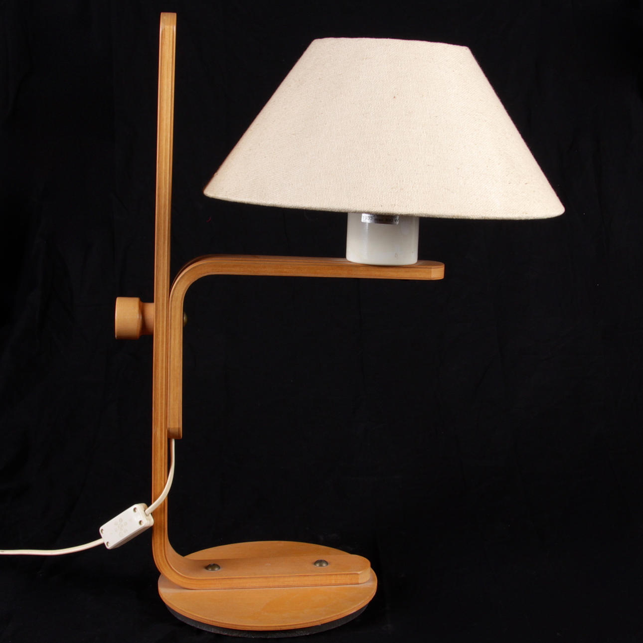 BORDSLAMPA, björk, Norlett, 1900-talets andra hälft.