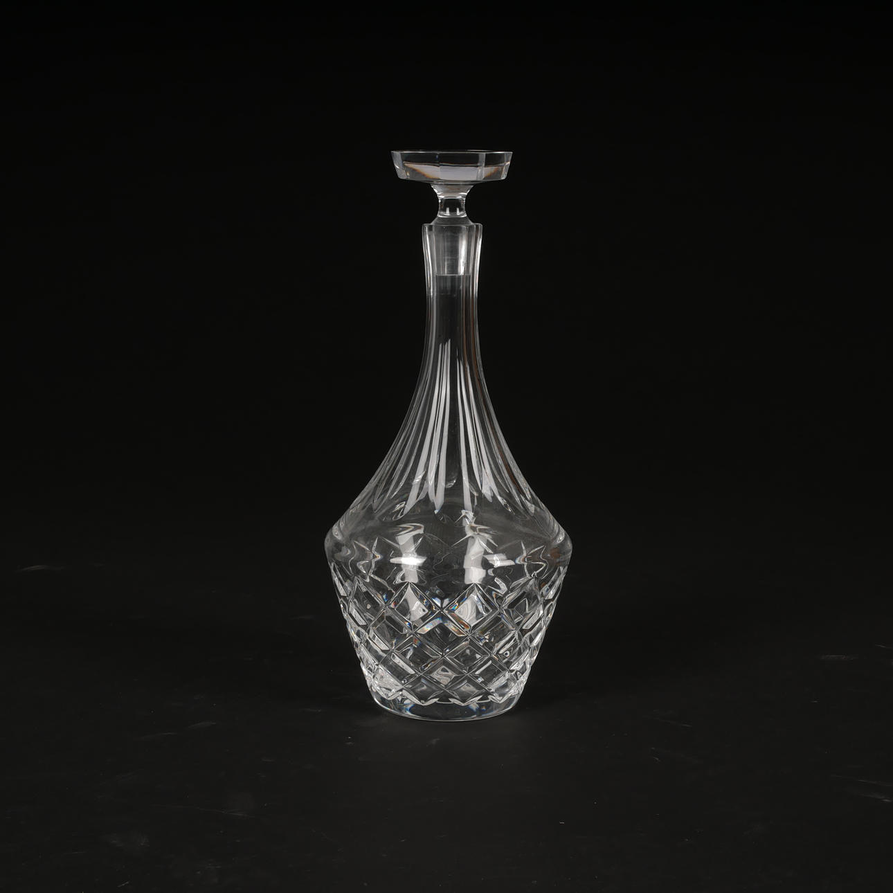 GUNNAR CYRÉN. Decanter, crystal, “Karolina”, Orrefors.