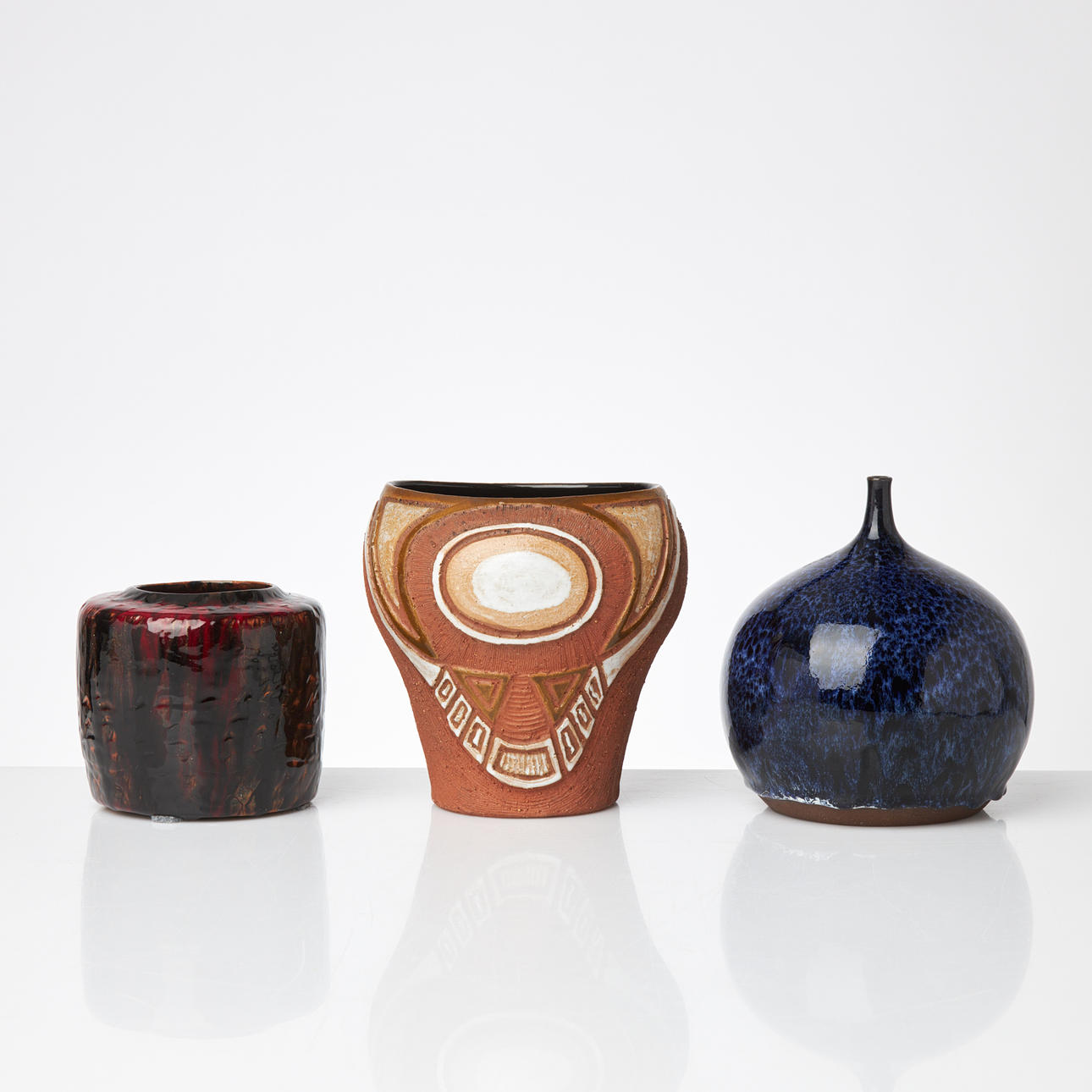 VASES. Three pieces, Bror Börsum, Hank Studios, earthenware and stoneware, second half of the 20th century.
