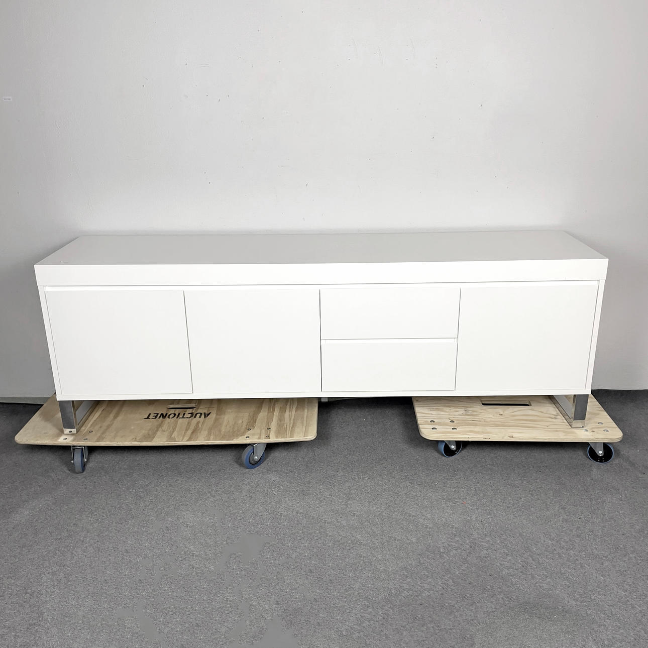 TV BENCH/SIDEBOARD CONTEMPORARY.