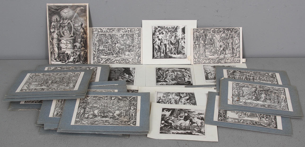 ANTIKA STICK C:a 55 st, samt kolorerat stålstick.