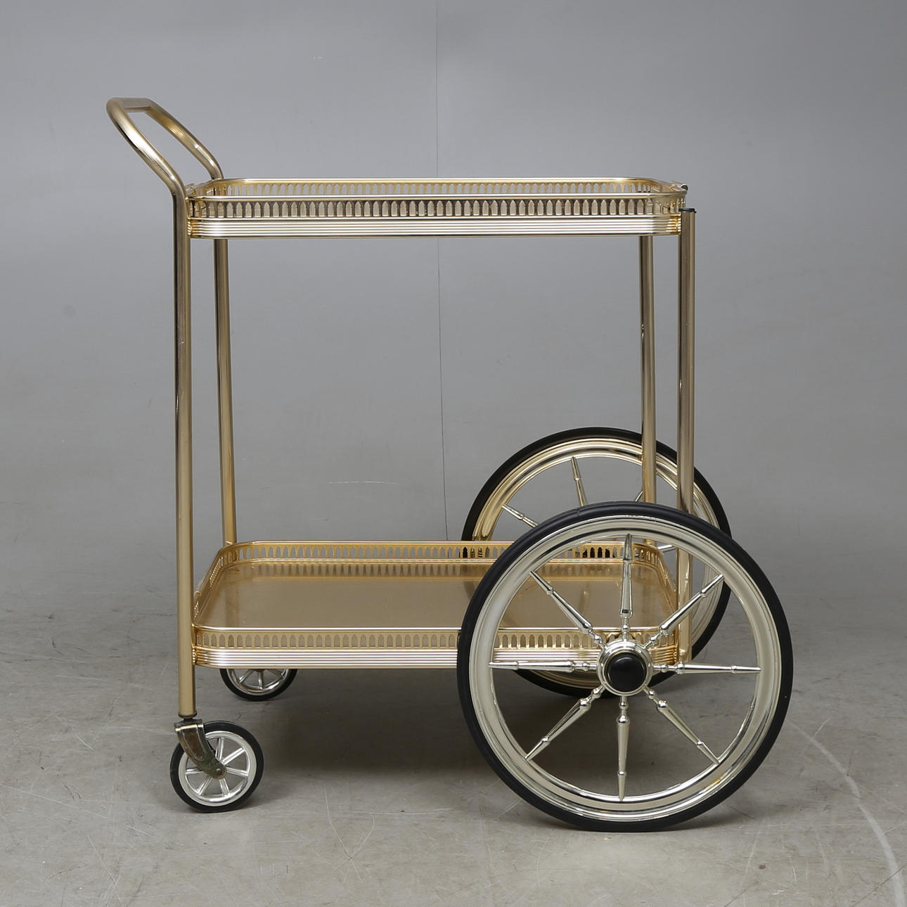 SERVERINGSVAGN, Sylvan, England, 1900-tal.