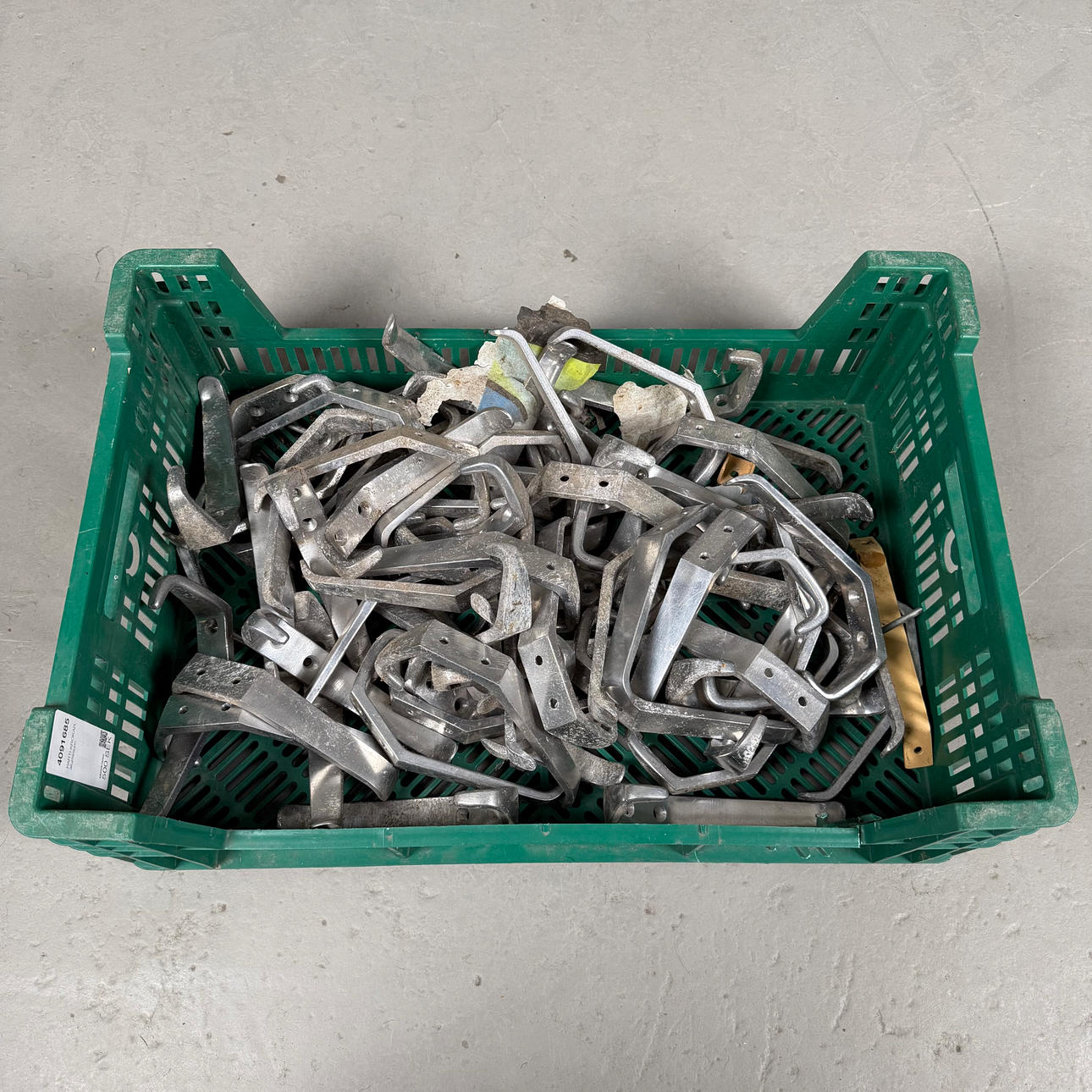 PARTY HOOKS, aluminum.