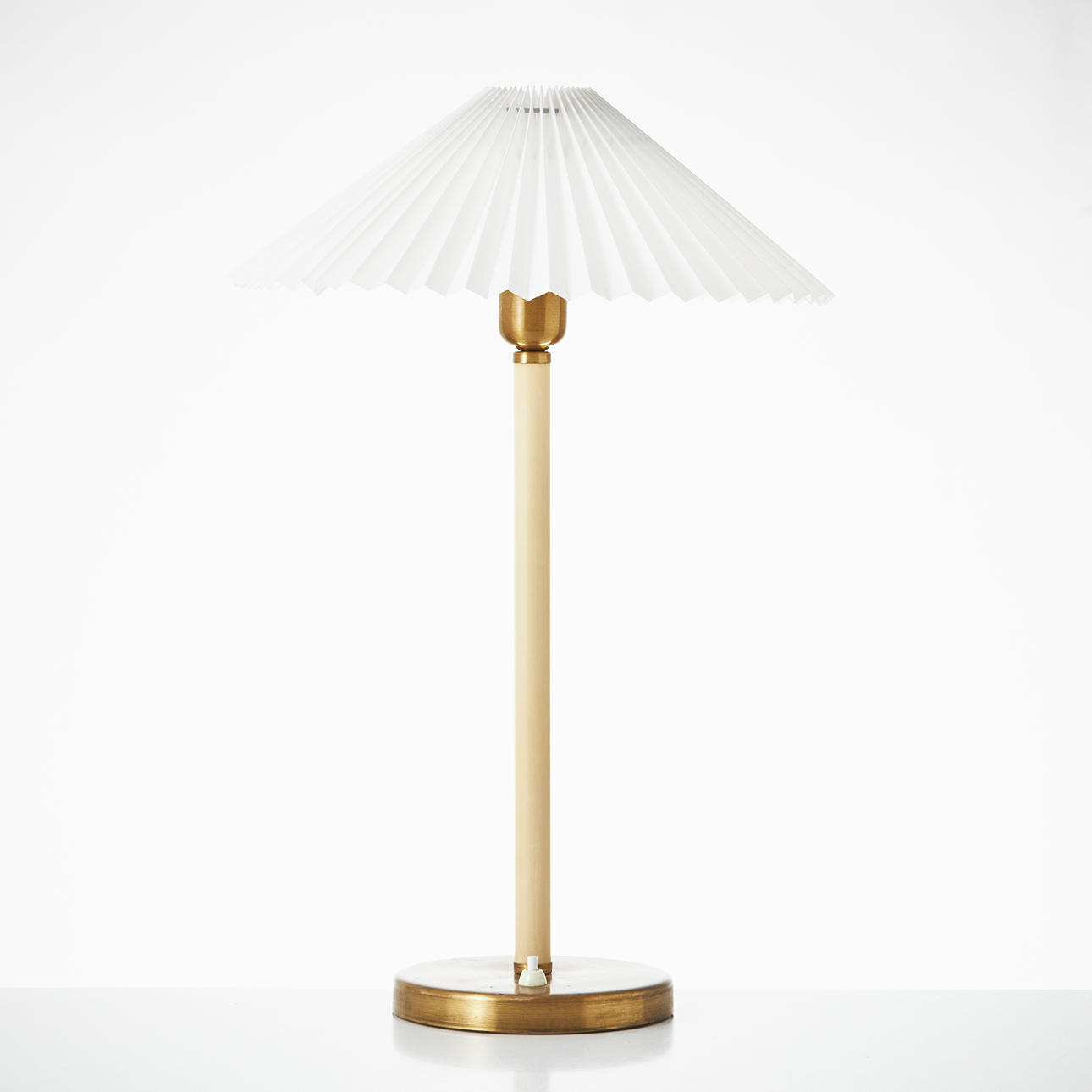 ASEA BELYSING. Table lamp, 1940s, model A 4410, matt brass, screen upholstered in light pleated fabric.