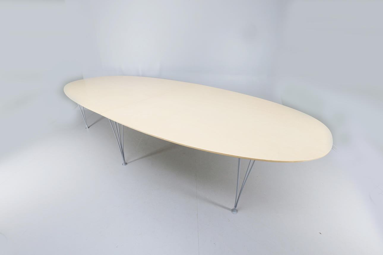 BORD, "Superellips", Bruno Mathsson och Piet Hein för Fritz Hansen, Mathsson International.