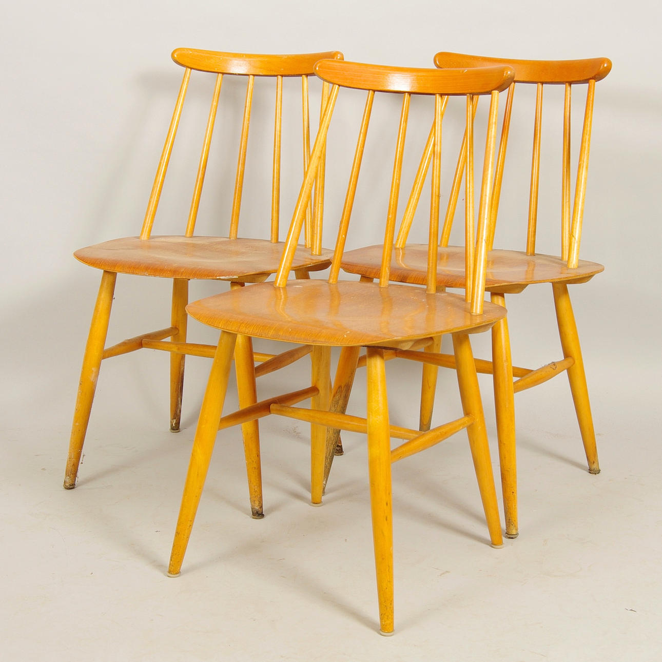 PINNSTOLAR, 3 stycken, "Fanett", Ilmari Tapiovaara, Edsbyverken.