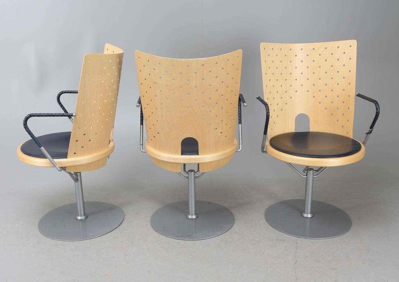 SNURRSTOLAR, 3 stycken, "Hövding" Börge Lindau Blå station, 1900/2000-tal.