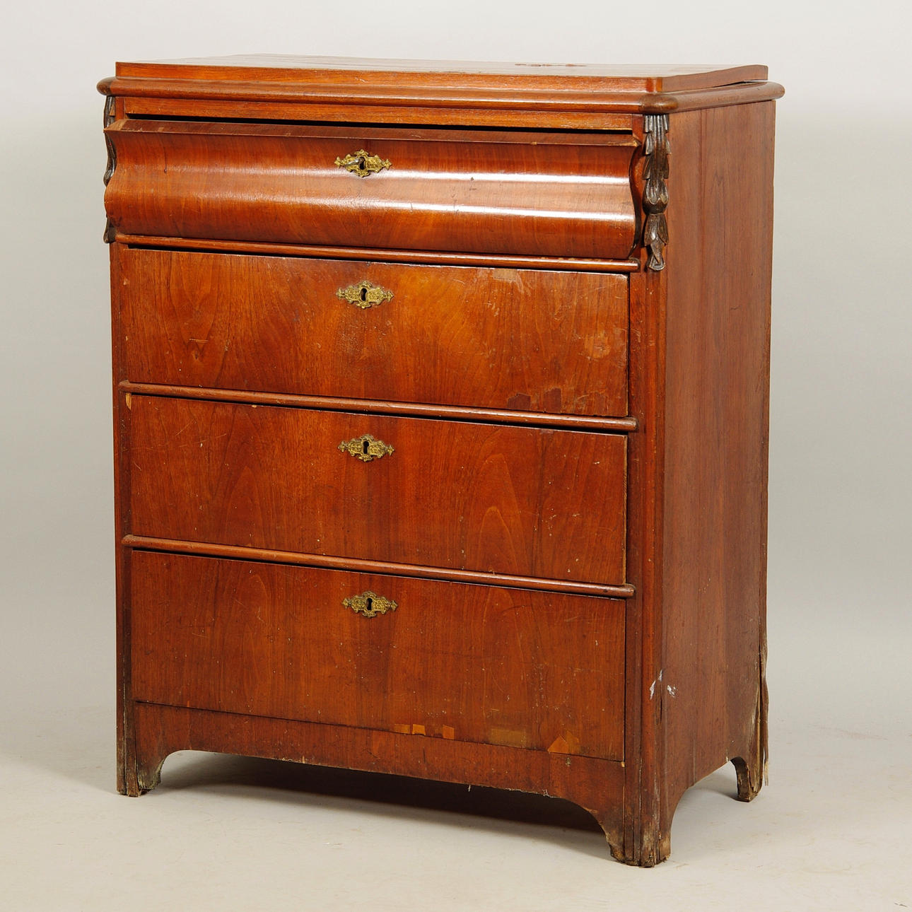 BYRÅ, 4-lådig, mahogny, nyrenässans.