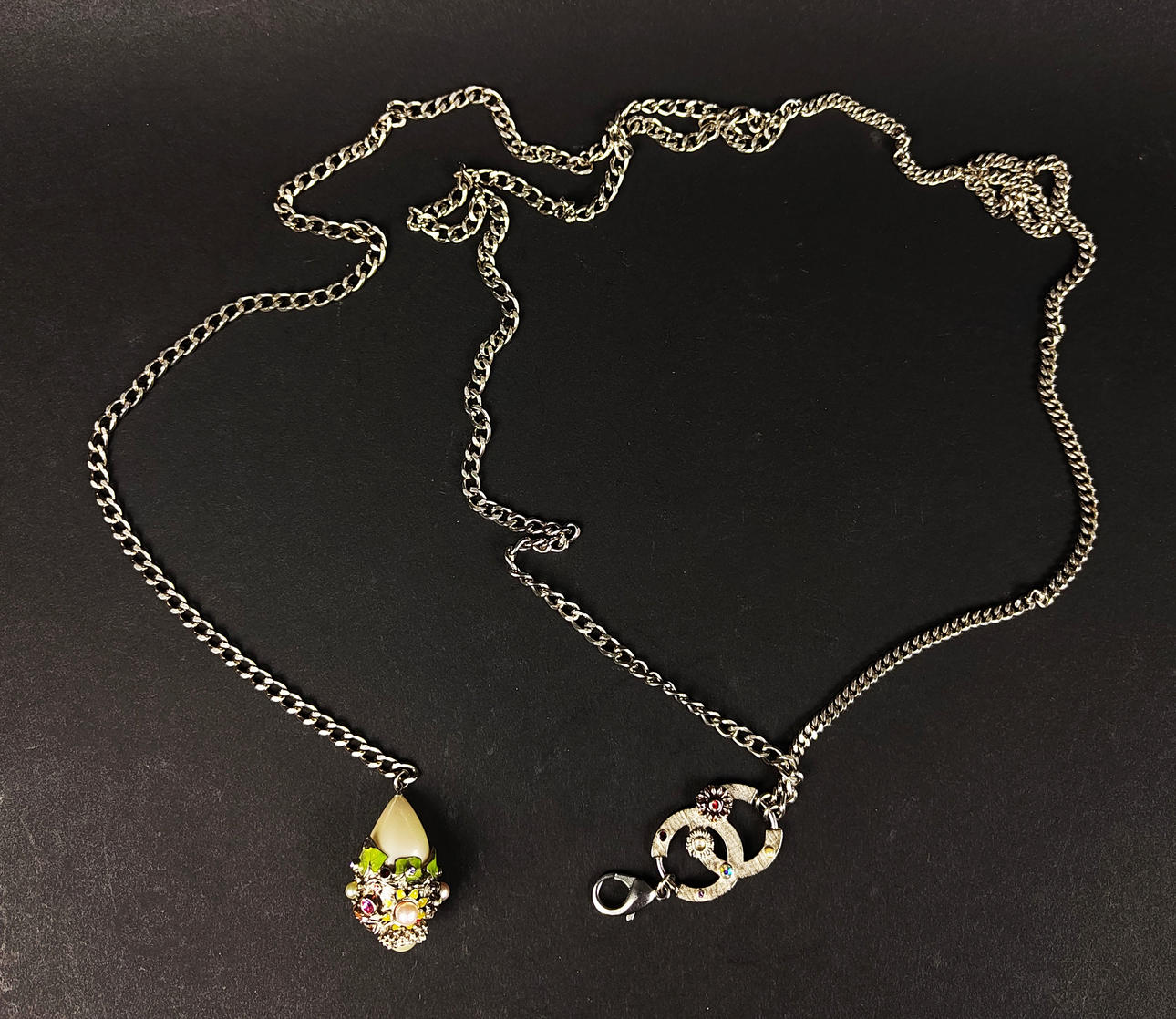 CINTURÓN/COLLAR CHANEL.