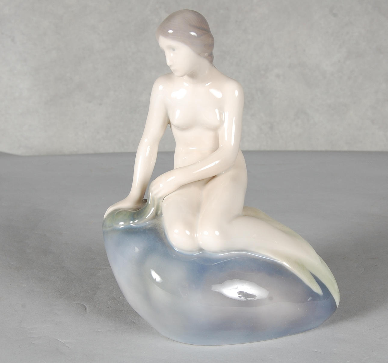 FIGURIN, " Lille havfrue " Royal Copenhagen.
