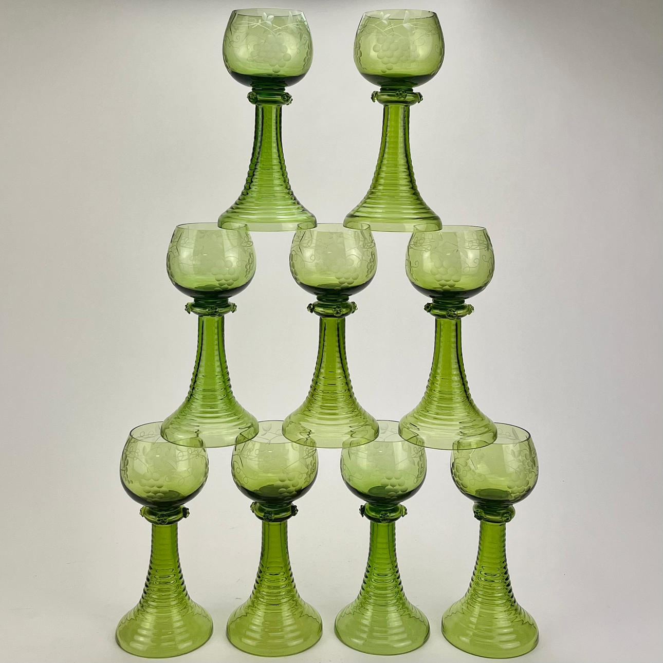 LASIT, 9 st, valkoviinit, nk. remmar, 1900-tal.