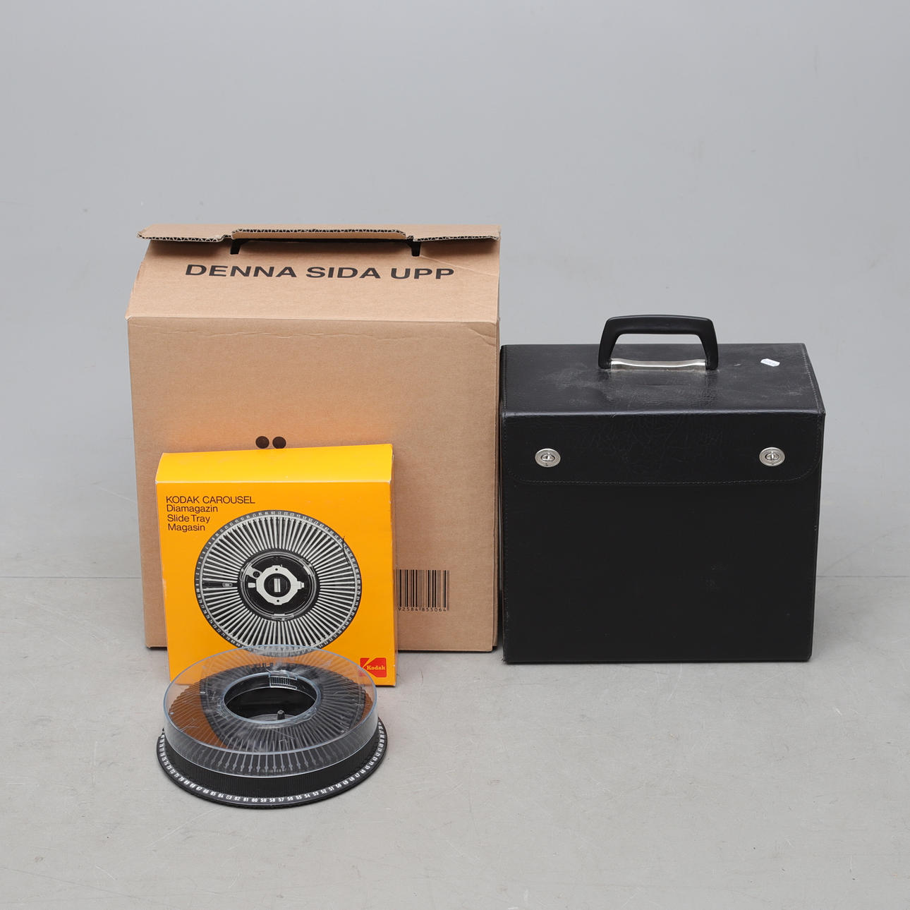 DIAPROJEKTOR med KARUSELLER, Kodak Carousel S-AV 1000.