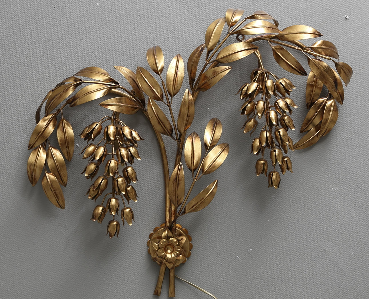 VÄGGARMATUR, metall, troligen Italien, 1900-talets sista kvartal.