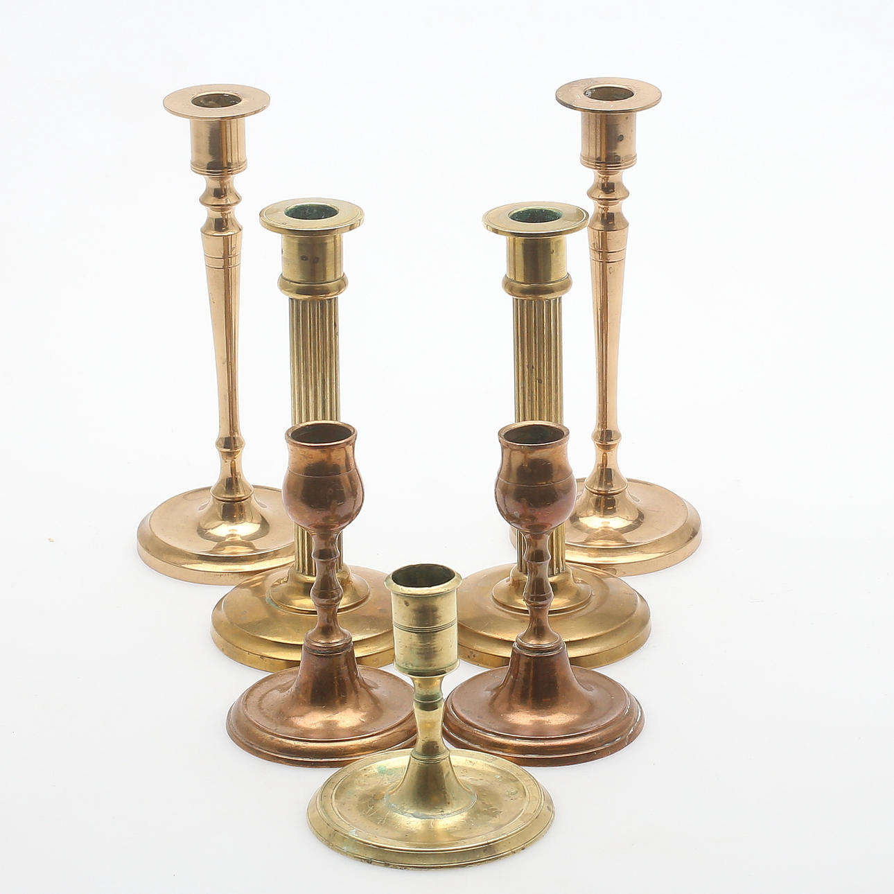 LJUSSTAKAR, 3 par samt 1 udda, malm/mässing, 17-1900-tal.