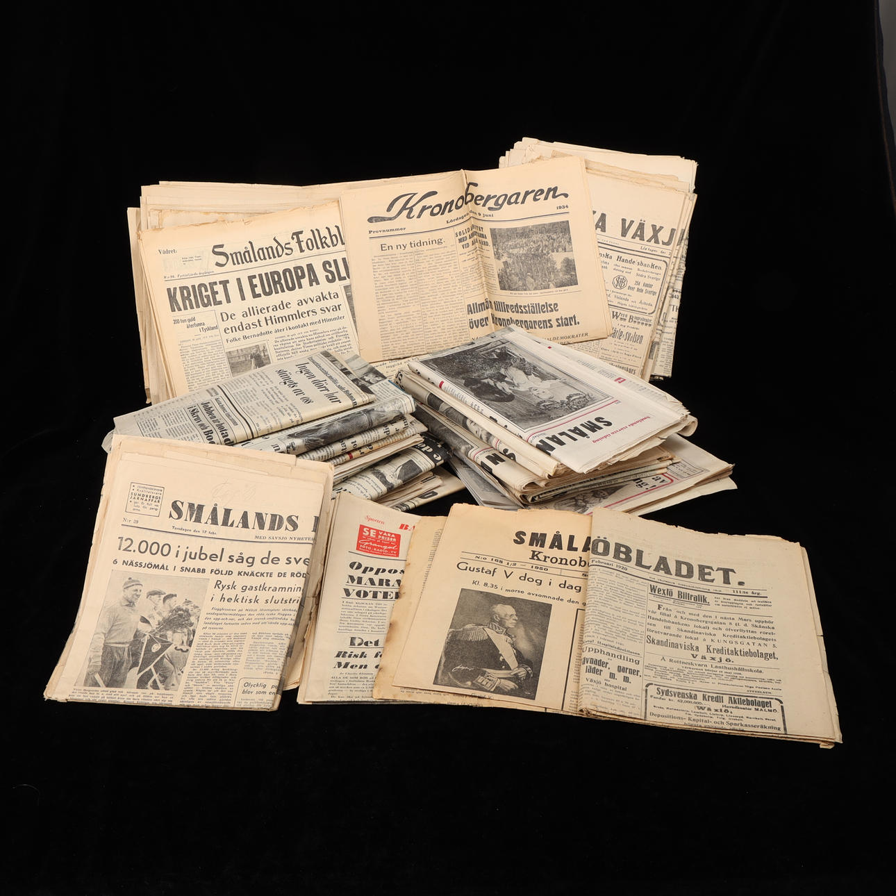 NEWSPAPERS FROM VÄXJÖ, 20th century.