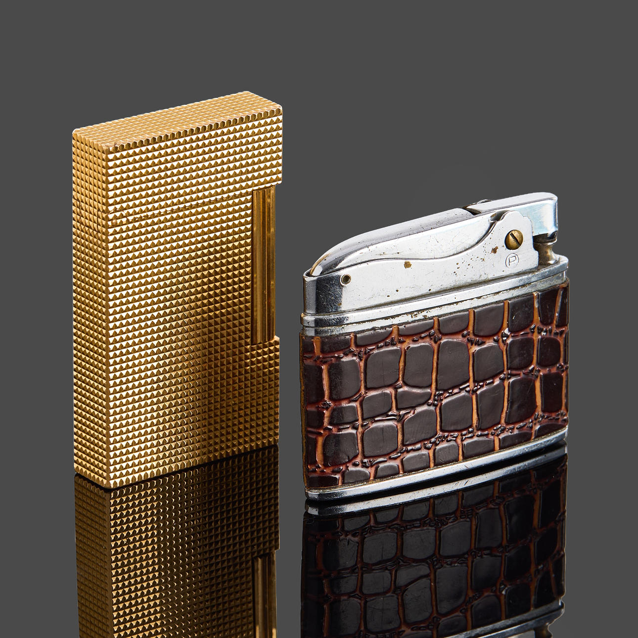 2 LIGHTERE, ST Dupont, Frankrig, resp. Pingvin, Japan.