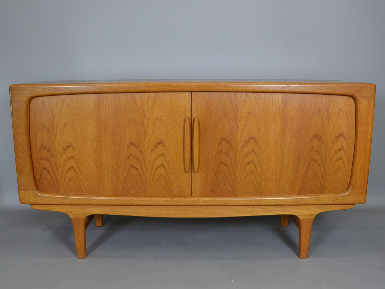 SKÄNK, FÖR SILKEBORG MÖBLER.