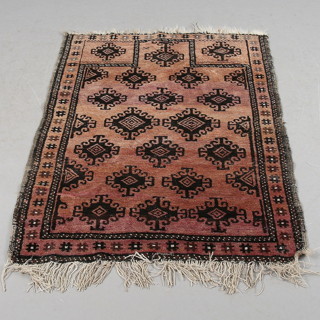 MATTA, möjligen kashgai, old, 1900-tal. 138 x 92 cm.