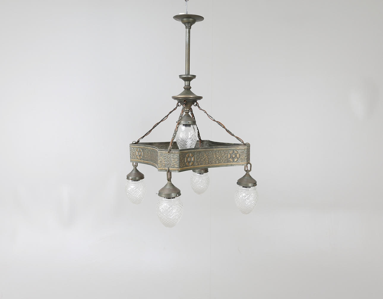 TAKLAMPA, metall och glas, jugend, Böhlmarks, 1910/20-tal.