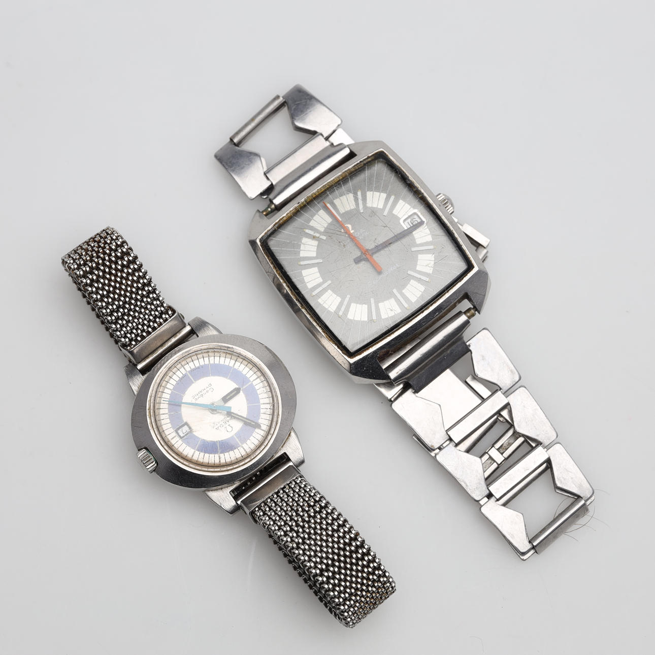 ARMBANDSUR, 2 st, Omega.