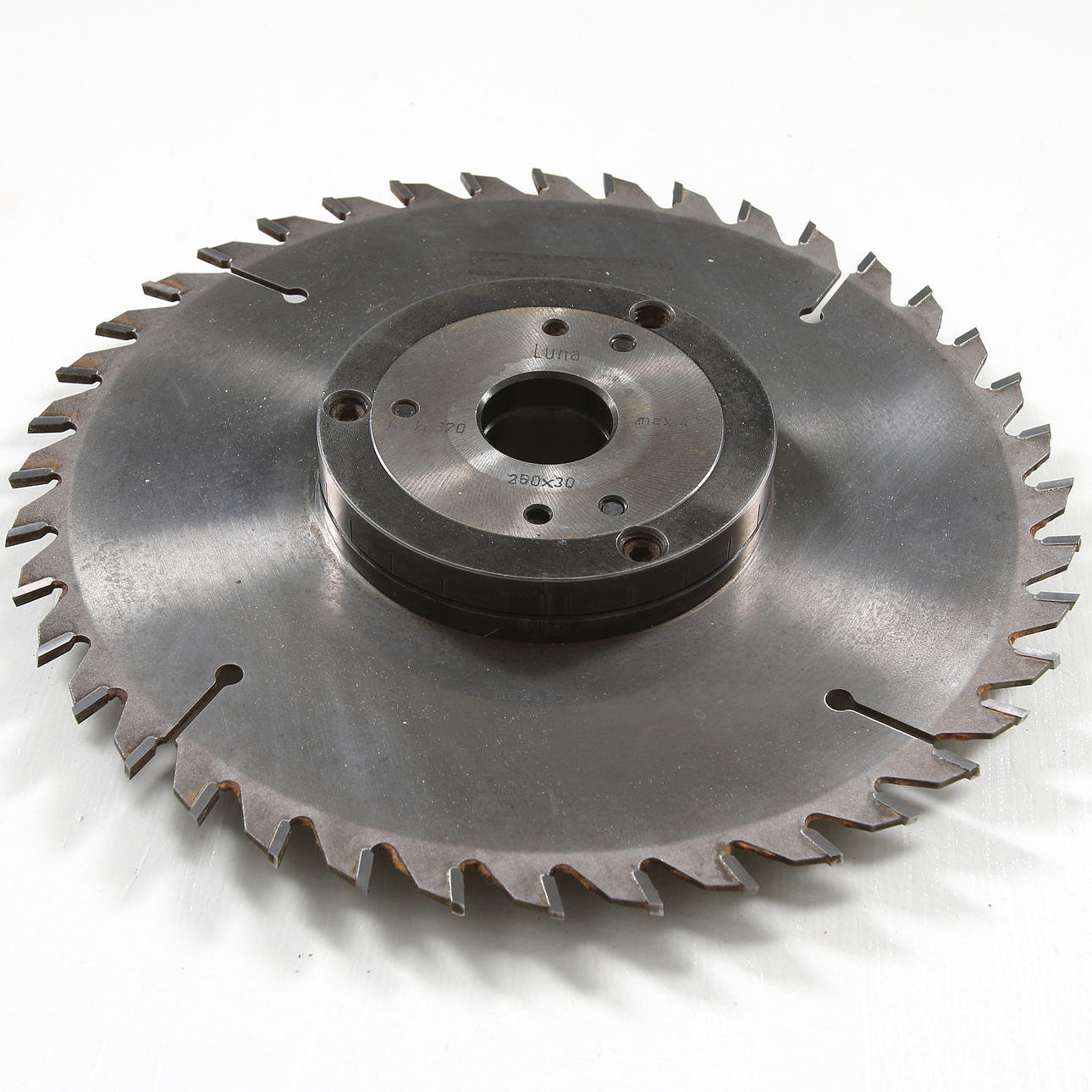 VOBBLERCENTRUM med KLINGA, HM, Luna, 1900-talets sista kvartal.