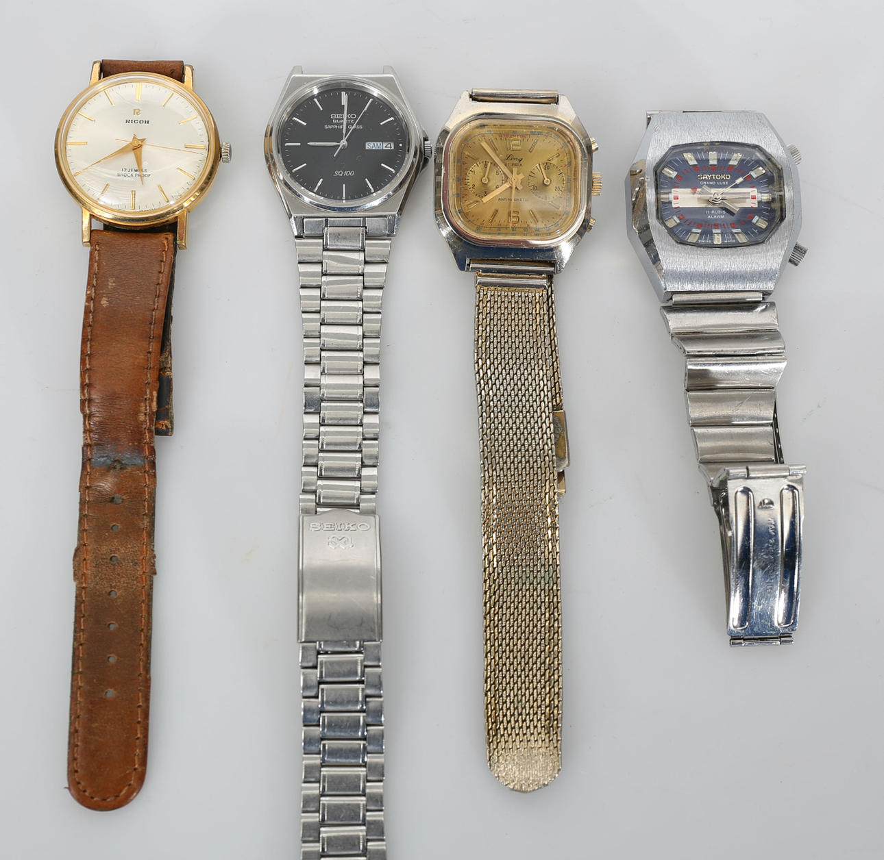 ARMBANDSUR, herr, 4 stycken, 1900-talets andra hälft.