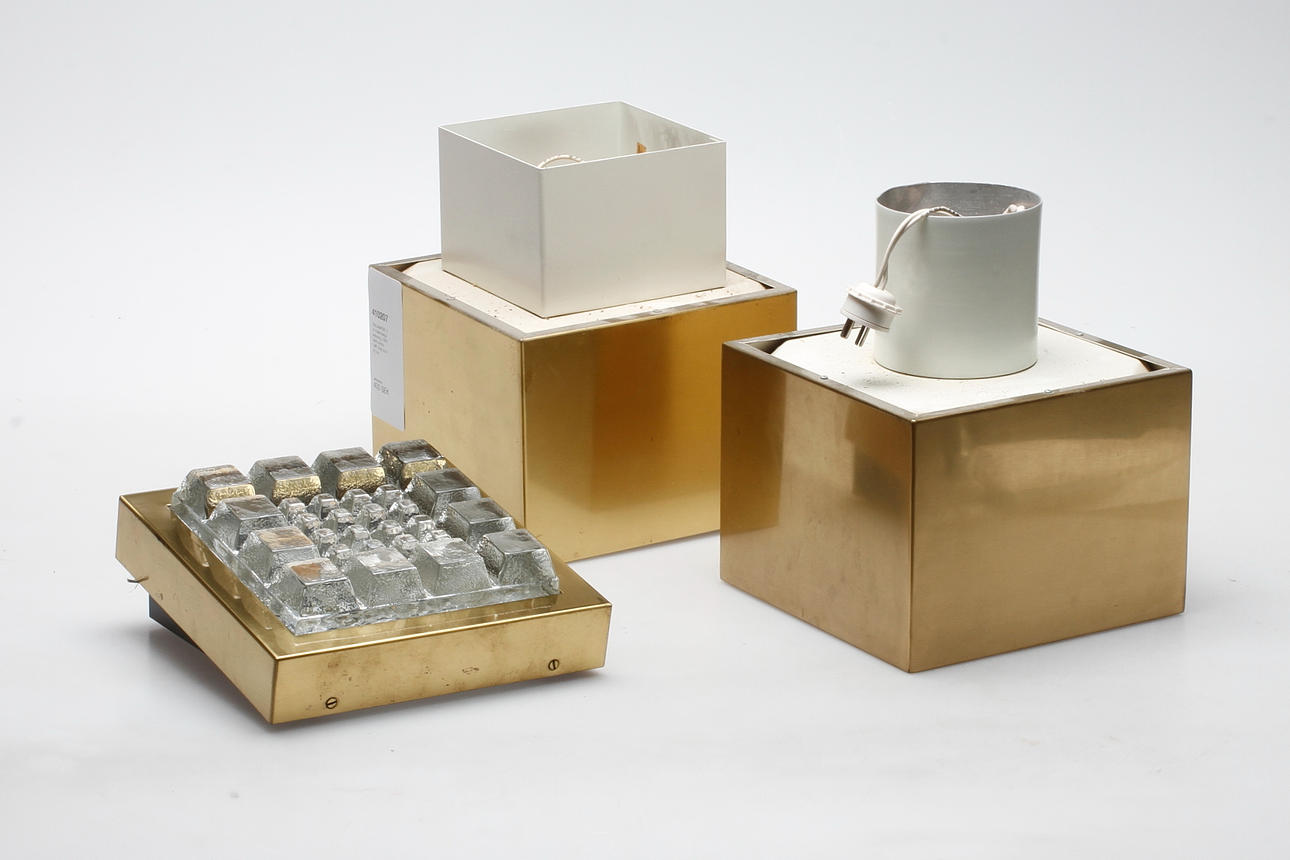 TAKLAMPOR, 3 st, Falkenbergs belysning, 1900-talets andra hälft, höjd ca. 6-22 cm.