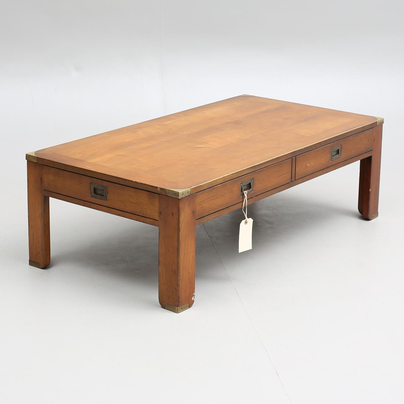 SOFFBORD, Frankrike, 1900/2000-tal.